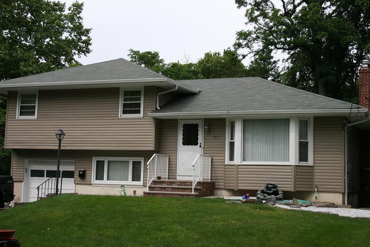 MLS #/Web ID: 2692325