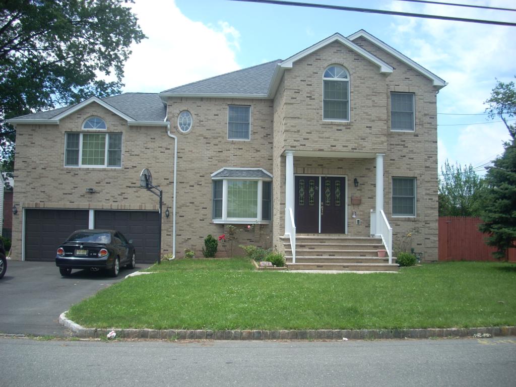 MLS #/Web ID: 2694125
