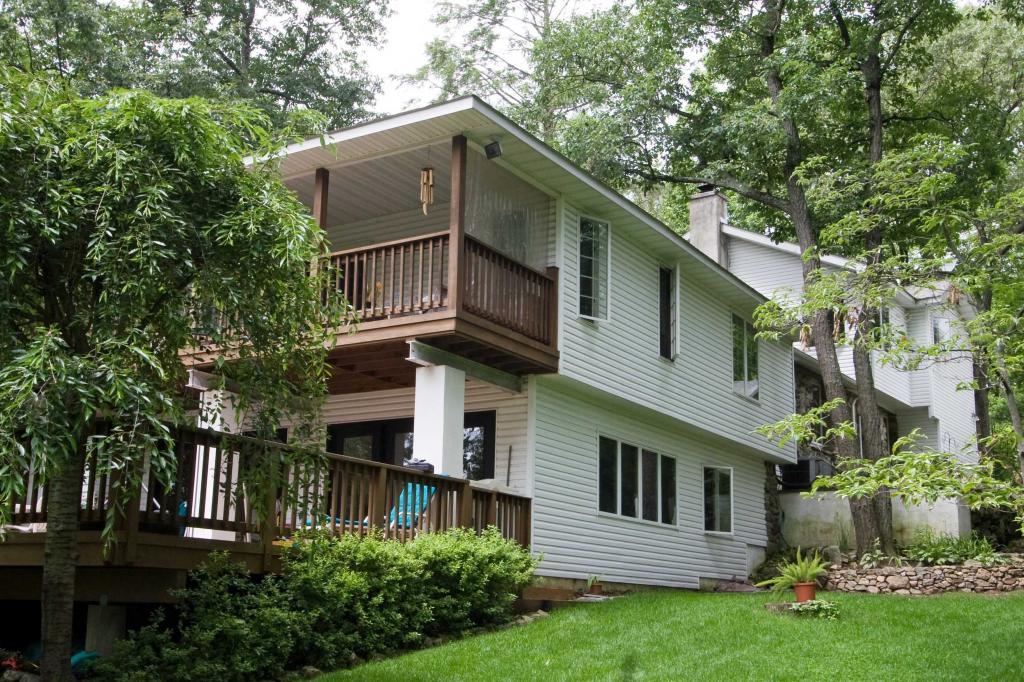 MLS #/Web ID: 2694425