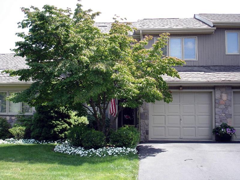 4 CARSWELL CT
