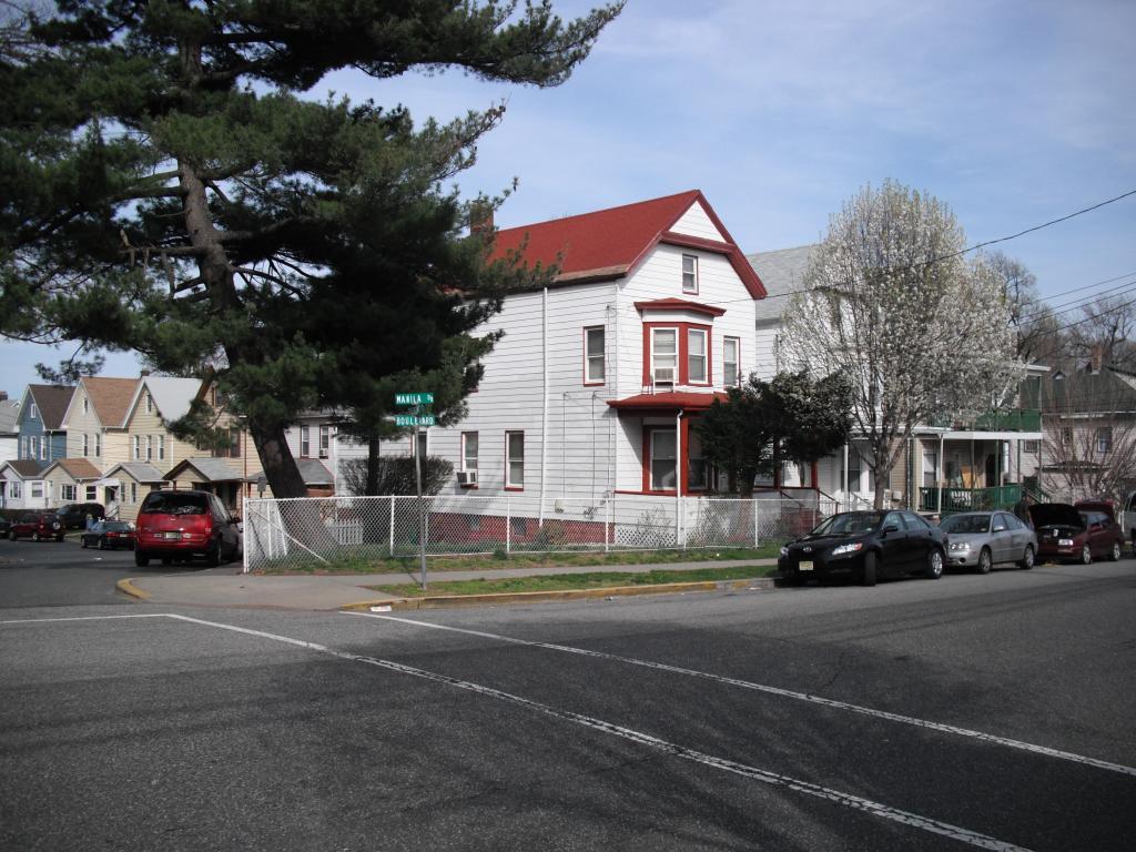 MLS #/Web ID: 2703125