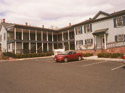 76 MAIN ST, Apt D