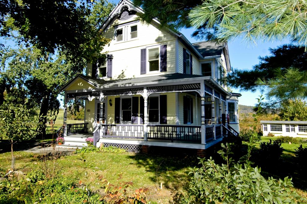 MLS #/Web ID: 2720925