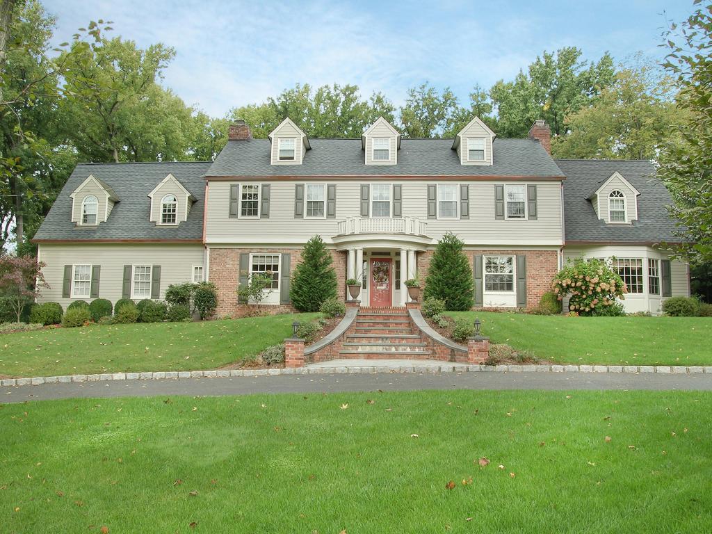 415 HILLSIDE AVE