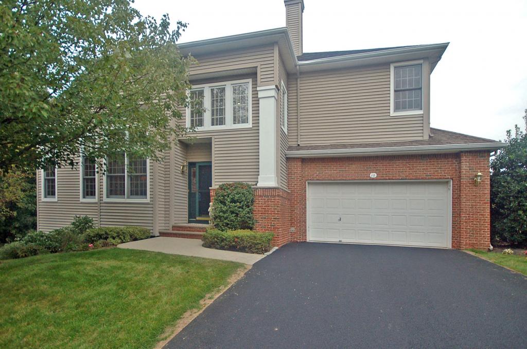 10 CLEMENTS CT