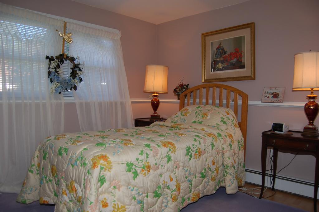 MLS #/Web ID: 2724325
