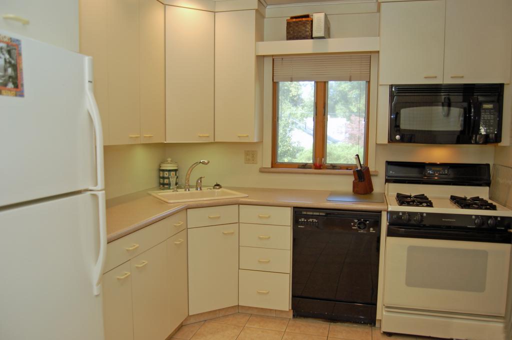MLS #/Web ID: 2724325