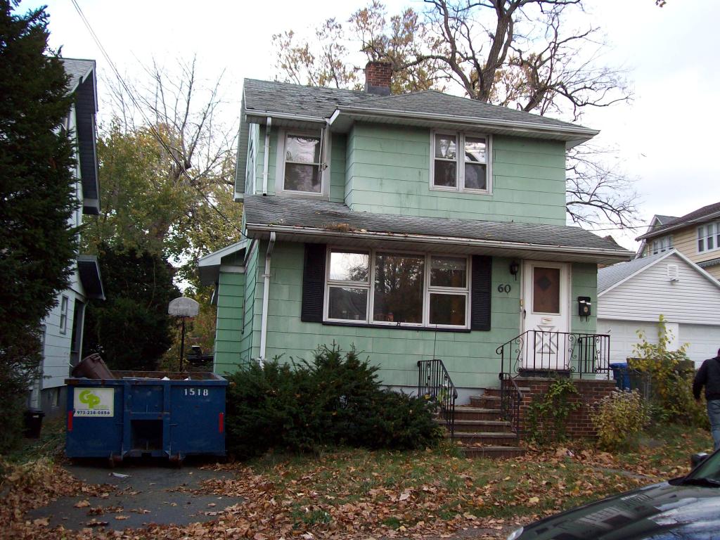 MLS #/Web ID: 2726325