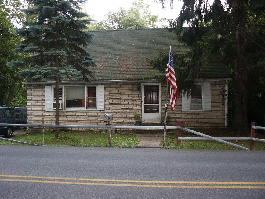16 TAMARACK RD