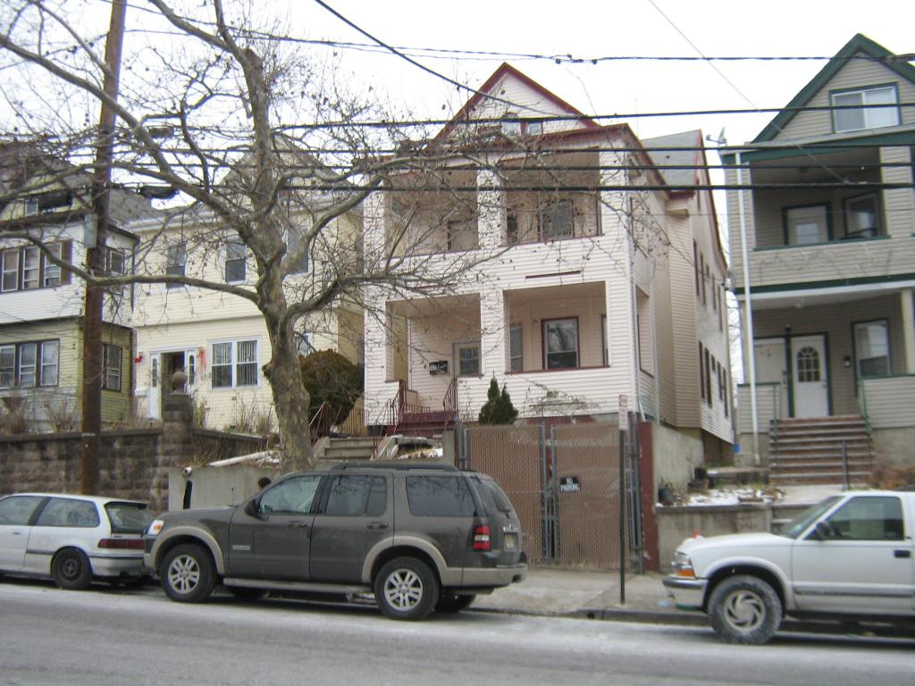 194aka192 PRESIDENT ST