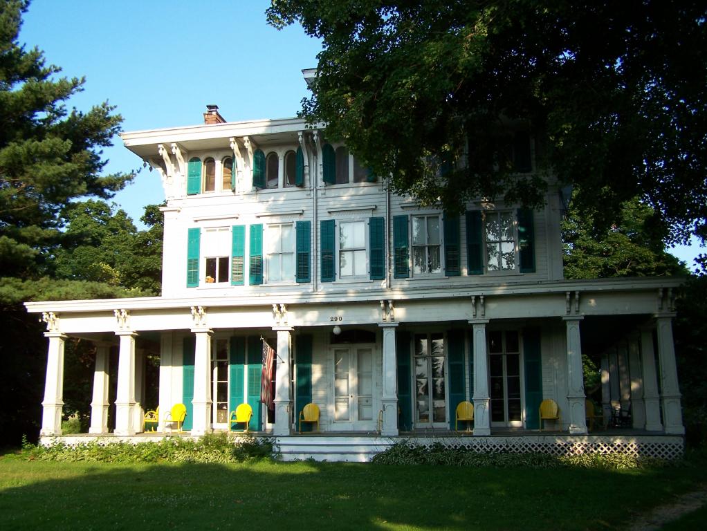 MLS #/Web ID: 2631426