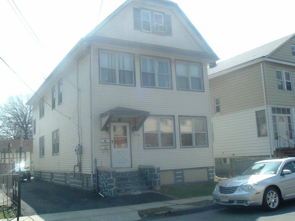 MLS #/Web ID: 2669426