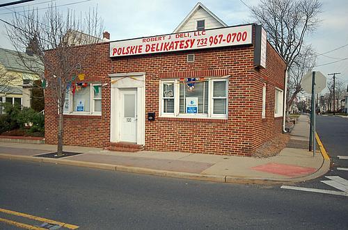 120 MAIN ST