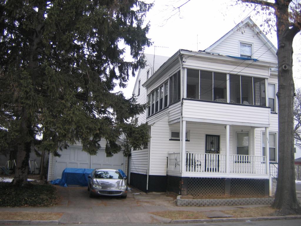 639-643 11th Avenue