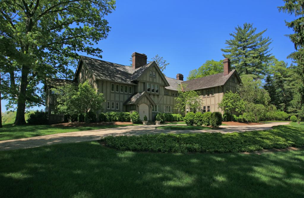 MLS #/Web ID: 2686126