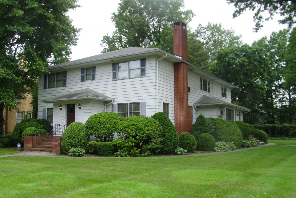 MLS #/Web ID: 2694926