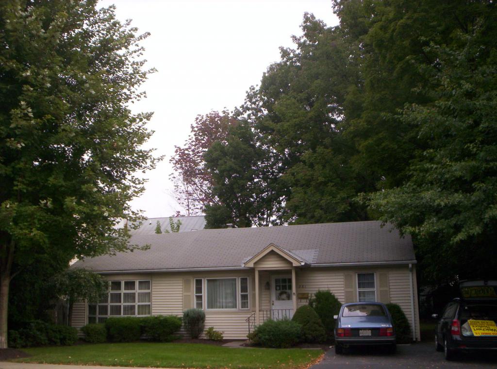 281 HALSEY RD