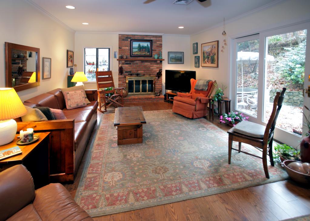 MLS #/Web ID: 2723726