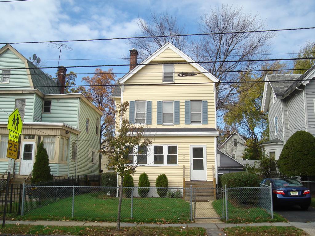 MLS #/Web ID: 2724126