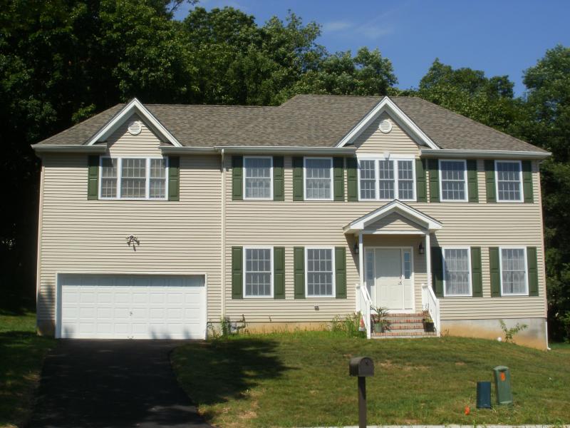 5 HEATHER HILL RD