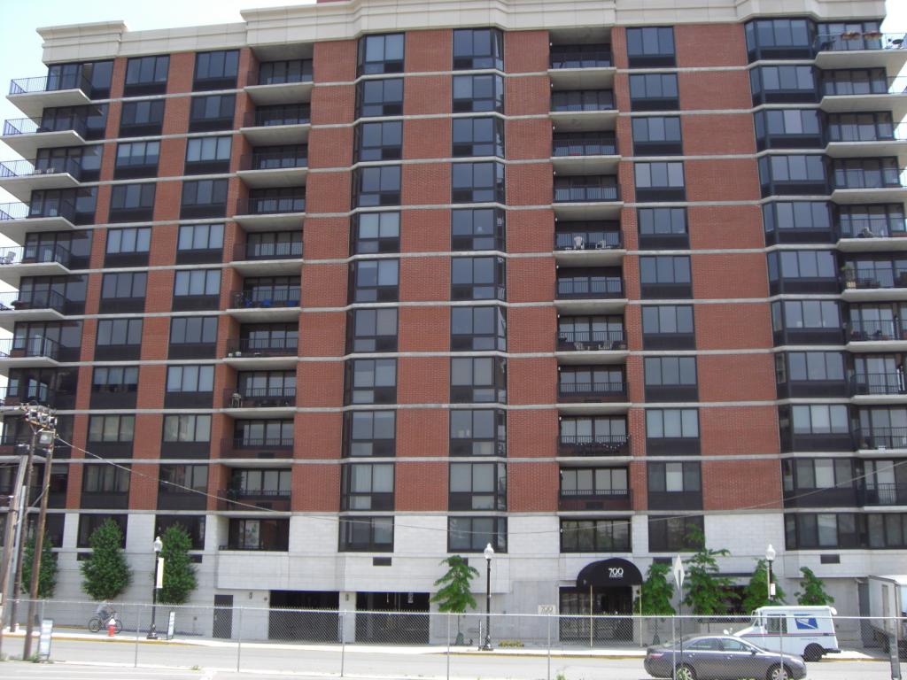 700 Grove Street