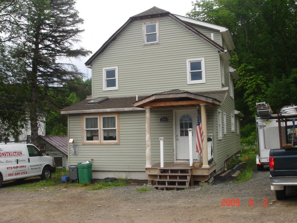 MLS #/Web ID: 2688627