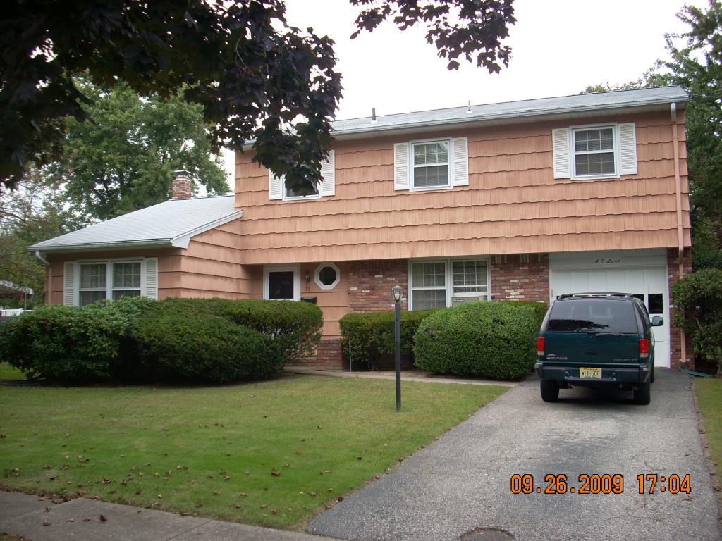 33 ARCADIA RD
