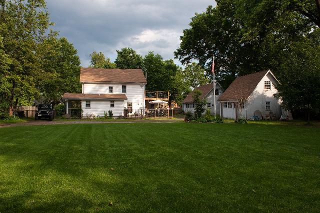 20 WOODSIDE AVE