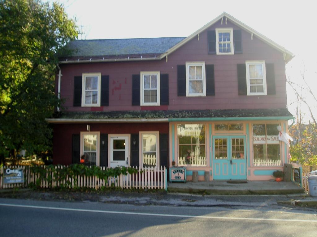 97 KENNEDY RD