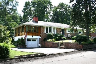 MLS #/Web ID: 2709227