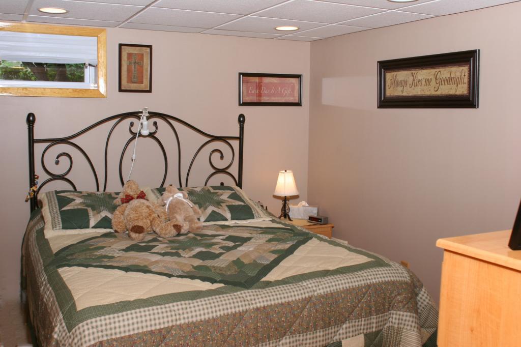 MLS #/Web ID: 2709227