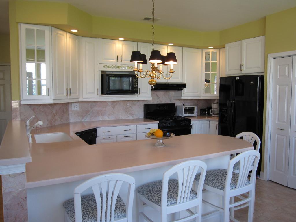 69 SAXTON DR