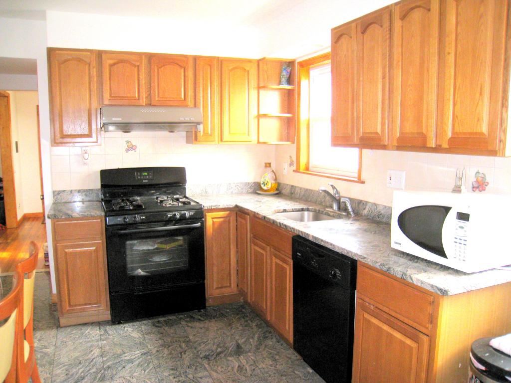 MLS #/Web ID: 2720927