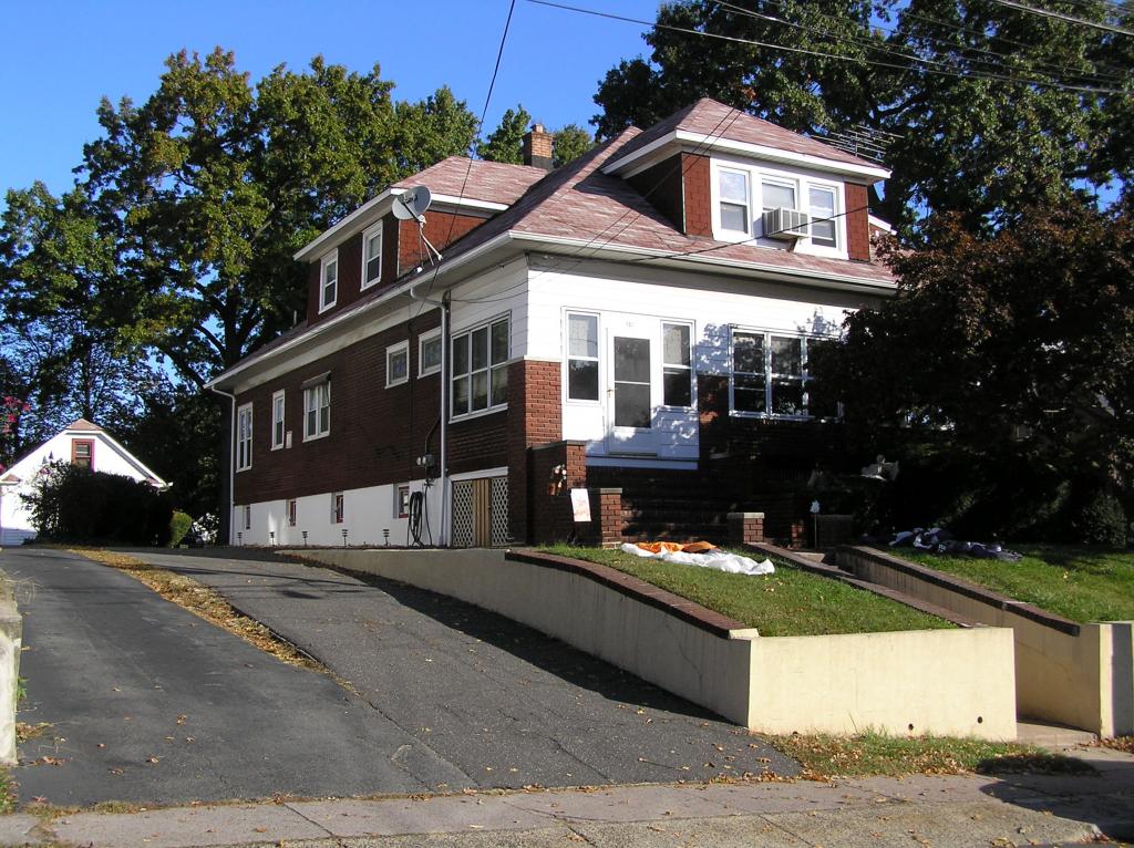 MLS #/Web ID: 2722327