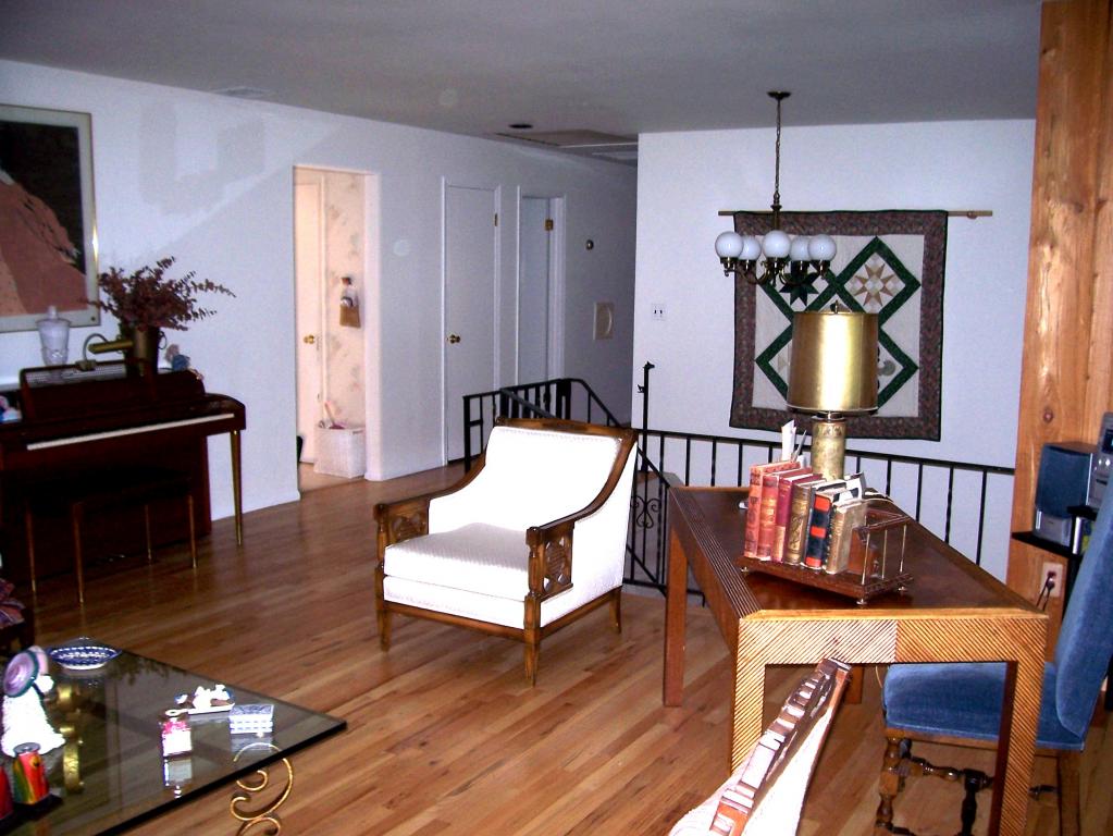 81 MACKERLEY RD
