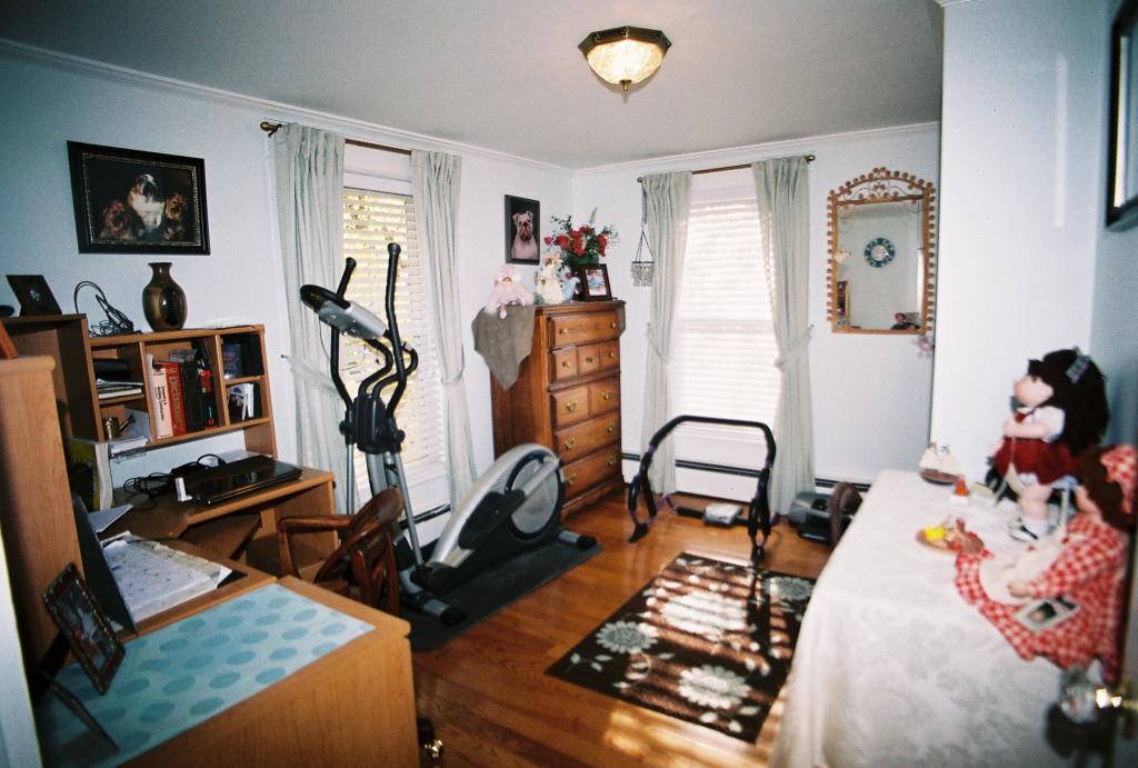 MLS #/Web ID: 2725427