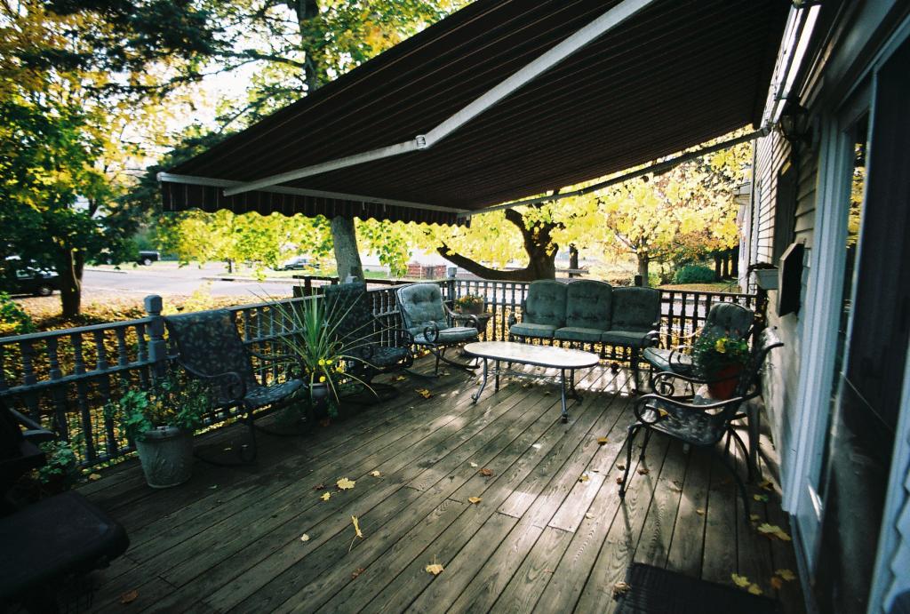 MLS #/Web ID: 2725427