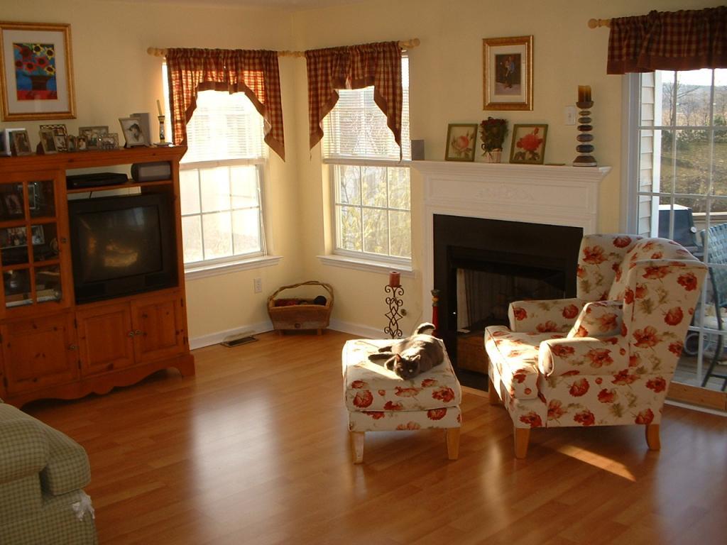 MLS #/Web ID: 2726127