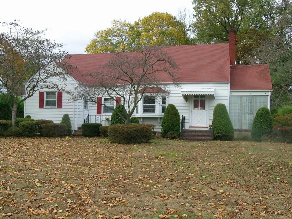 MLS #/Web ID: 2726227