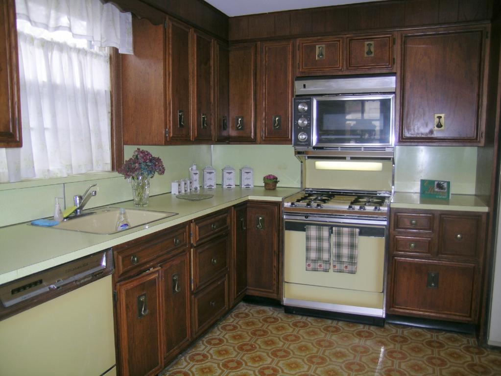 MLS #/Web ID: 2726227