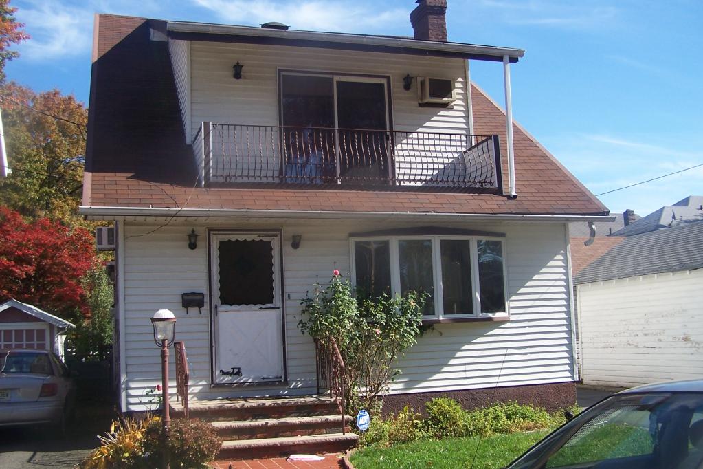 MLS #/Web ID: 2726427