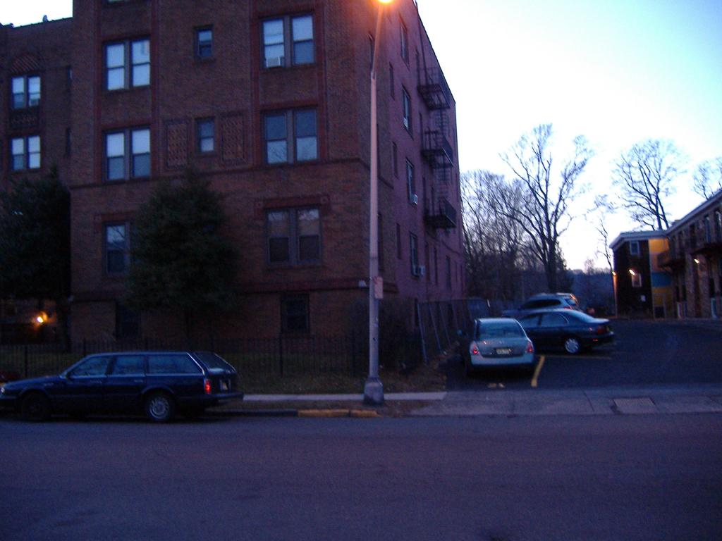 MLS #/Web ID: 2472428