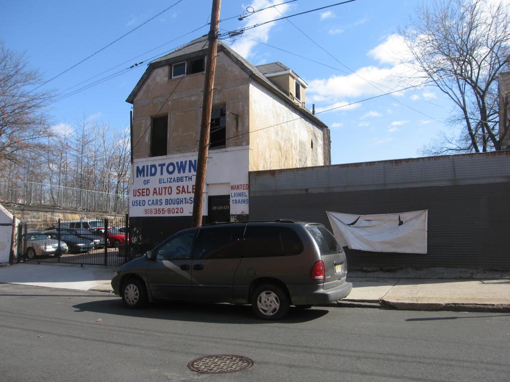 MLS #/Web ID: 2650228