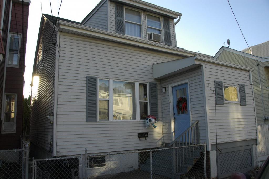 MLS #/Web ID: 2683228