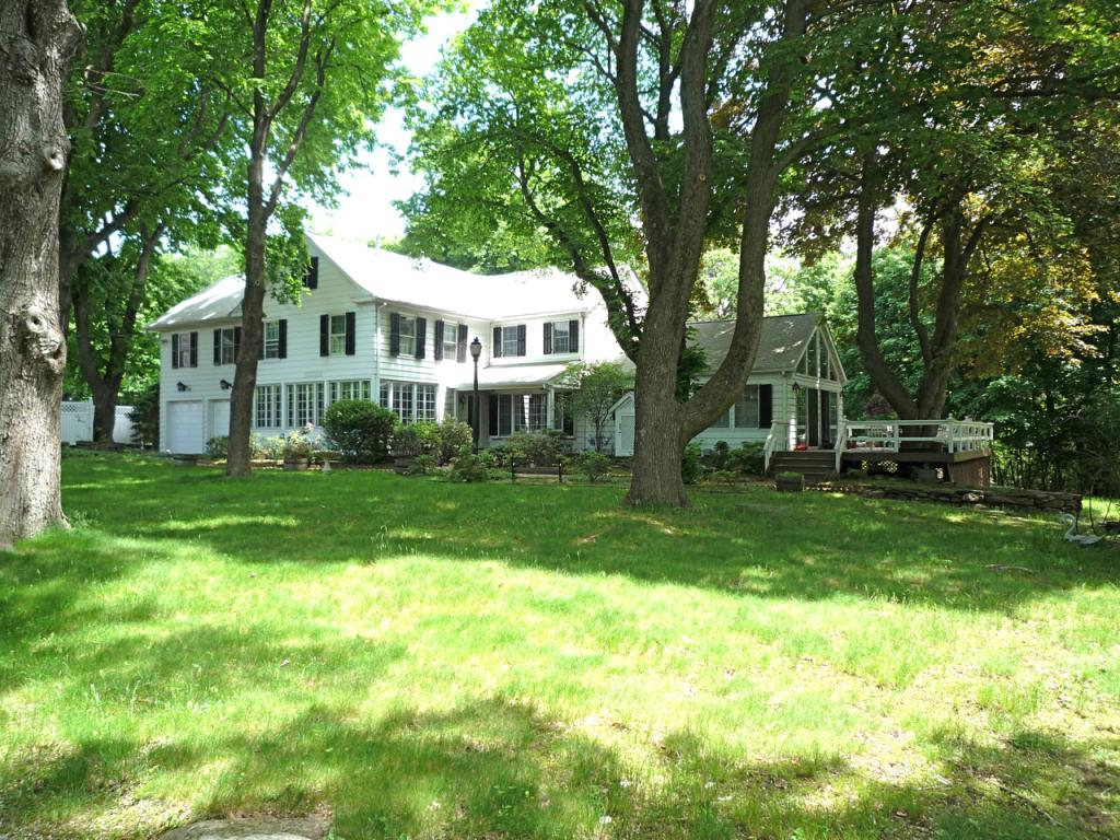 350 DIAMOND SPRING RD