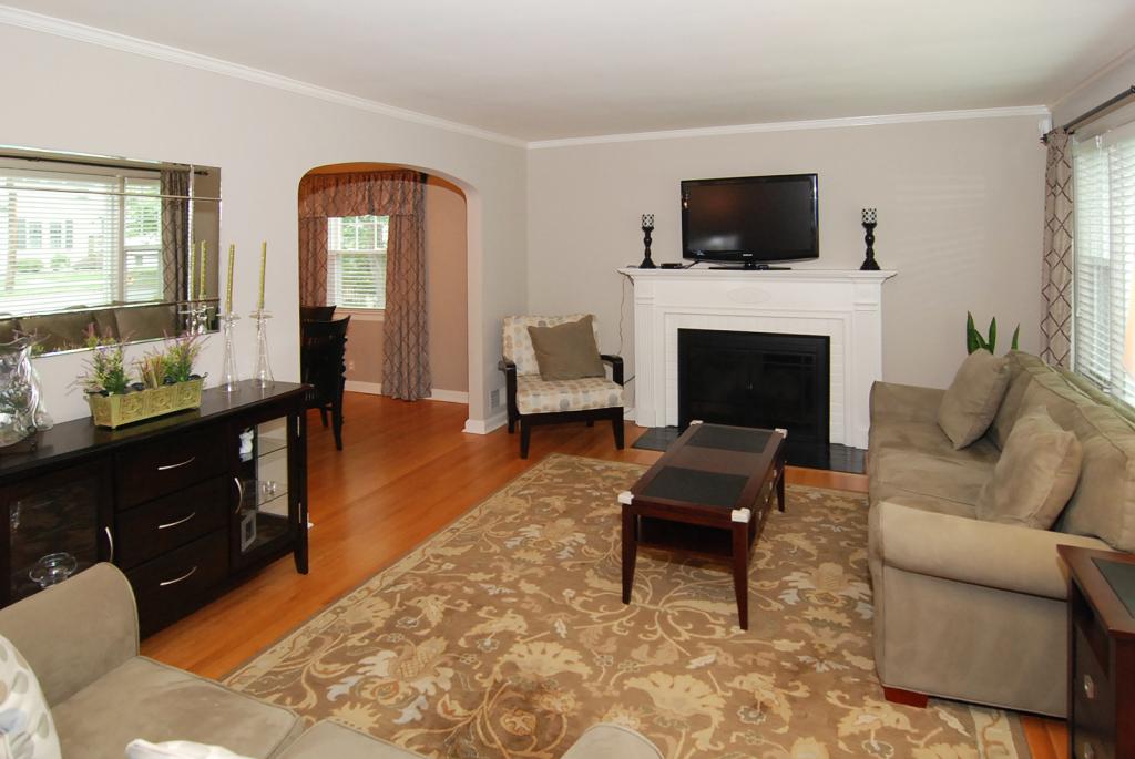 MLS #/Web ID: 2695728