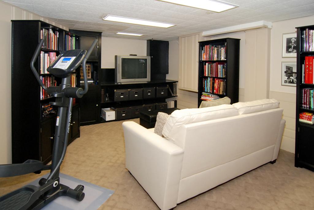 MLS #/Web ID: 2695728