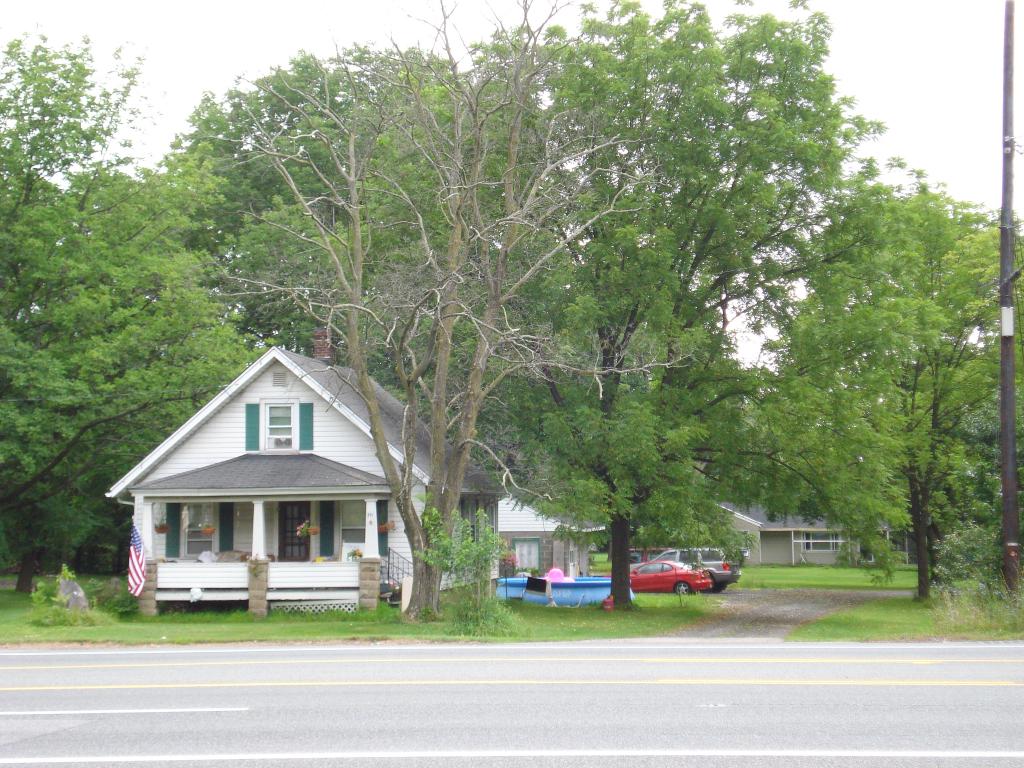 214 & 216 Route 31