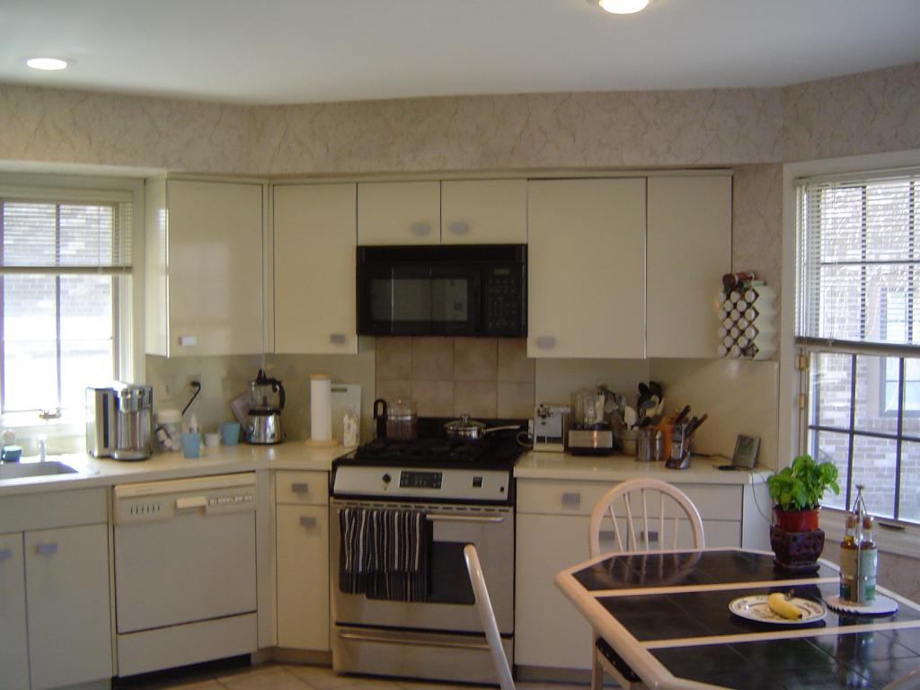 2 HOGAN CT