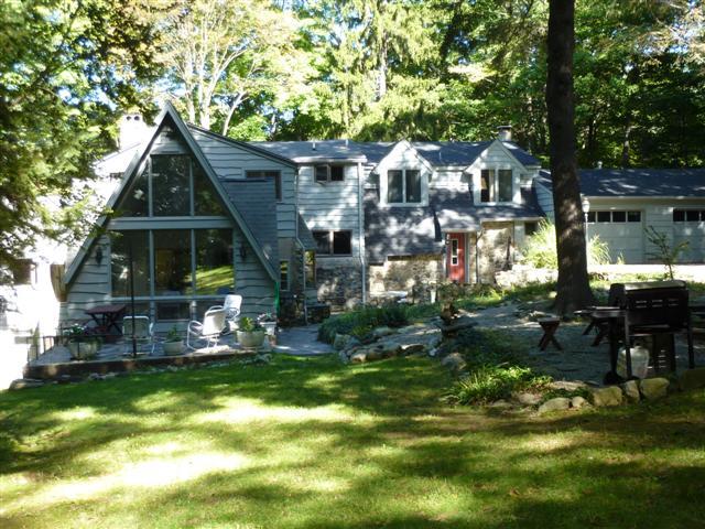 43 BEAR MOUNTAIN RD